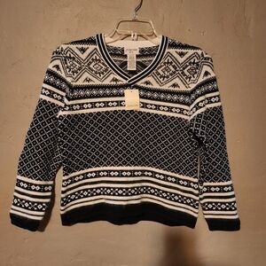 NWT St. John's Bay petite size medium fuzzy sweater 5% angora rabbit